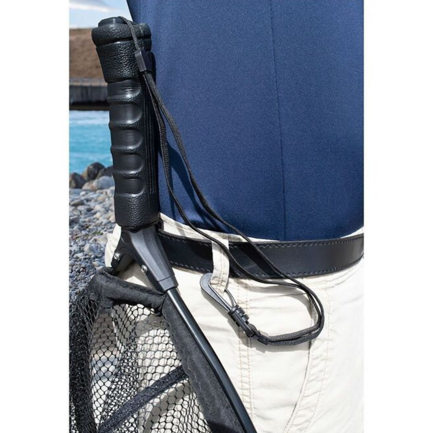 Black Magic Small Landing Net Incl. Belt & Bungee Clips Black Small